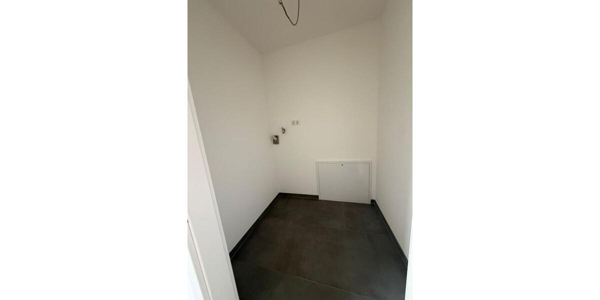 Etagenwohnung Rhede - 2 Zimmer, 64 m&sup2;, 895&euro; | Angebot:25103508