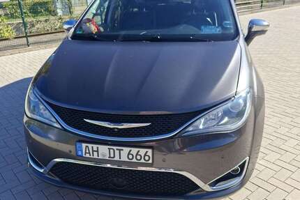 Chrysler Pacifica 114.000 km 22.222 &euro; Reken 48734