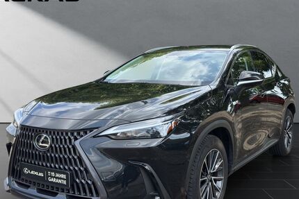 Lexus NX 450h 40.001 km 47.950 &euro; Wesel 46485