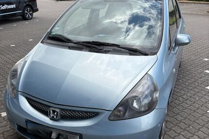 Honda Jazz 181.000 km 2.800 &euro; Gescher 48712