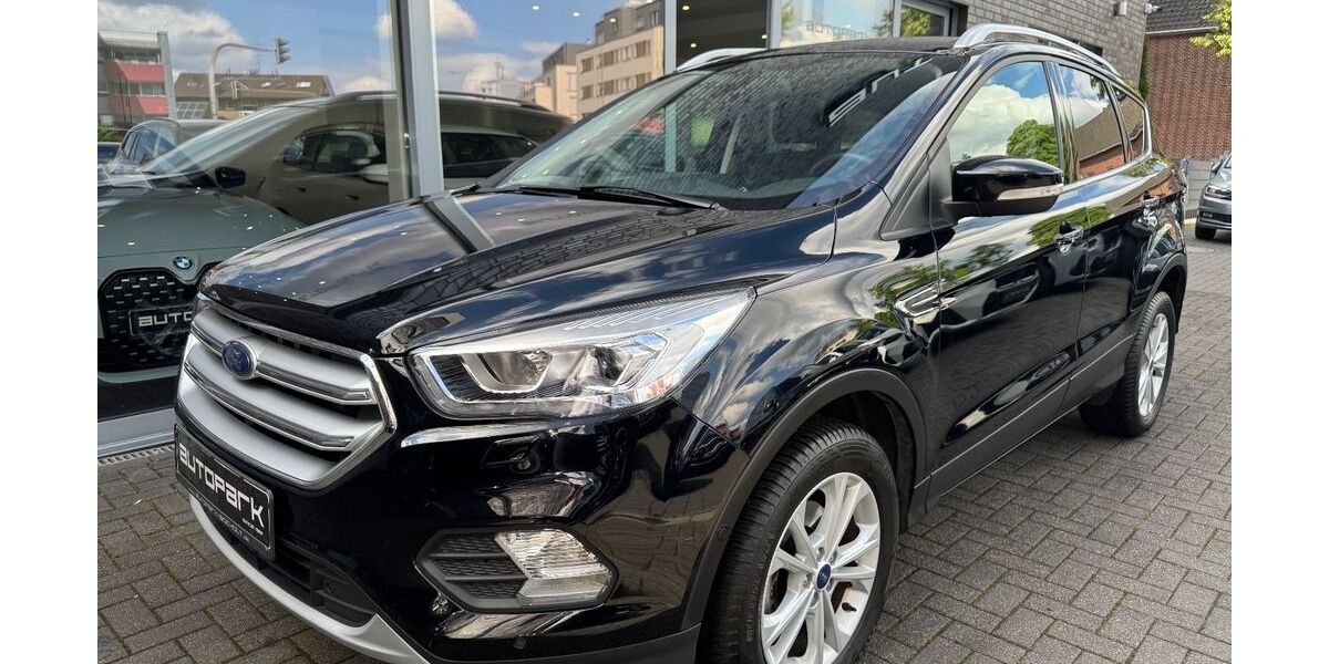 Ford Kuga 77.000 km 14.500 &euro; Bocholt 46397