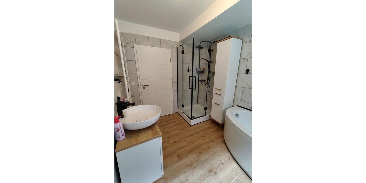 Erdgeschoßwohnung Emmerich am Rhein - 5 Zimmer, 110 m&sup2;, 245.000&euro; | Angebot:27263697