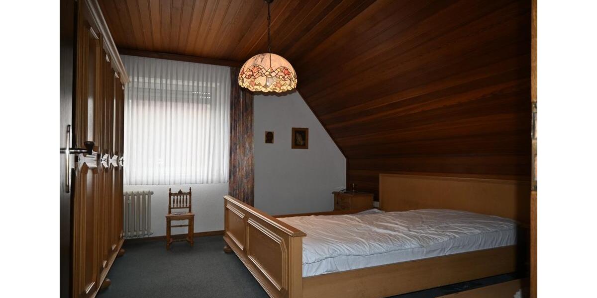 Einfamilienhaus Borken - 9 Zimmer, 158 m&sup2;, 310.000&euro; | Angebot:26689204