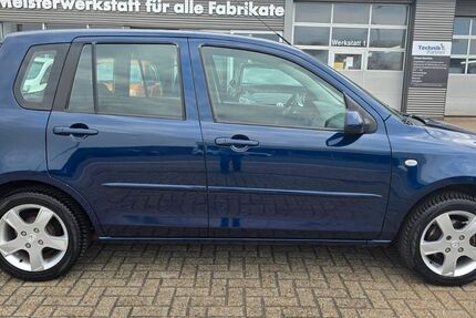 Mazda 2 156.500 km 2.480 &euro; Bocholt 46395