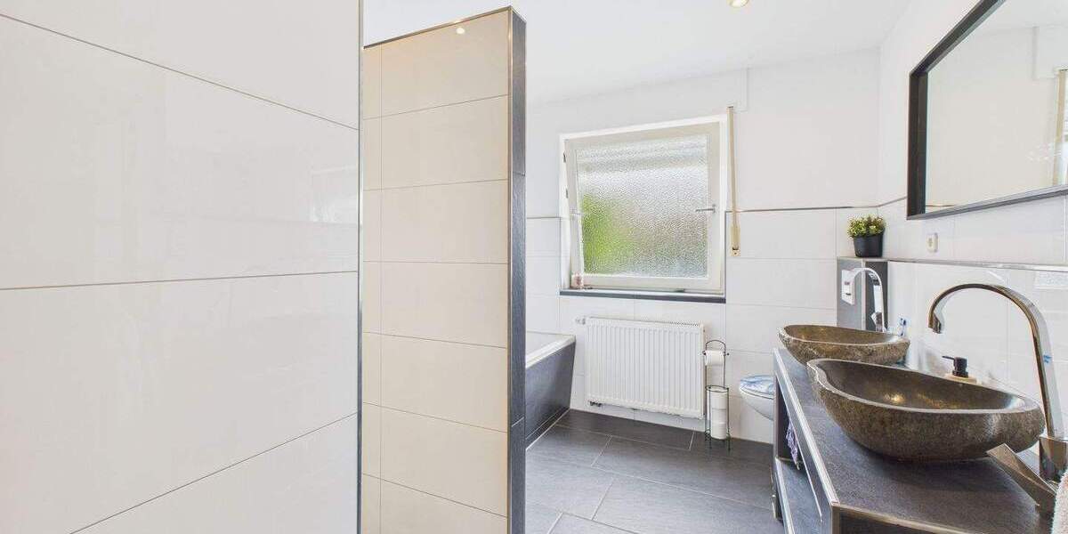 Mehrfamilienhaus, Wohnhaus Isselburg Anholt - 8 Zimmer, 189 m&sup2;, 395.000&euro; | Angebot:25652523