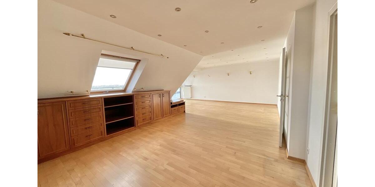 Maisonettenwohnung Emmerich am Rhein - 2.5 Zimmer, 113 m&sup2;, 1.518&euro; | Angebot:24980722