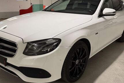 Mercedes-Benz E 300 186.568 km 23.500 &euro; Wesel 46485