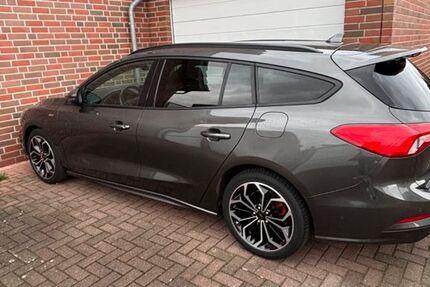 Ford Focus 80.000 km 16.100 &euro; Wesel 46487