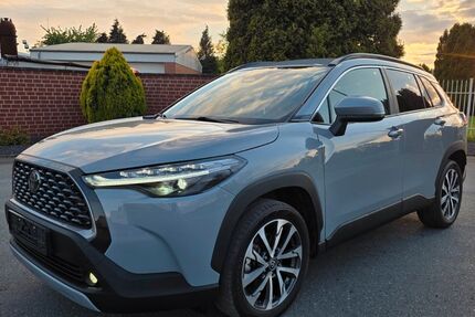 Toyota Corolla Cross 19.000 km 29.990 &euro; Hünxe 46569