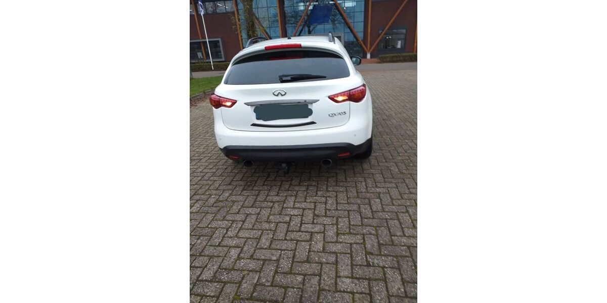 INFINITI QX70 114.000 km 17.999 &euro; Bocholt 46395