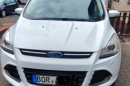 Ford Kuga 127.000 km 8.200 &euro; Borken 46325