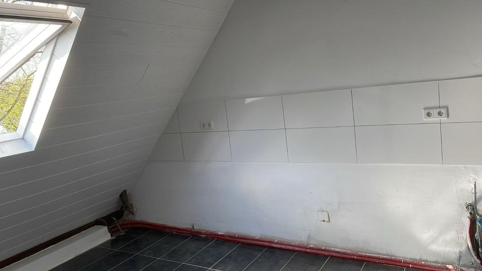 Dachgeschoßwohnung Rees - 4 Zimmer, 97 m&sup2;, 1.100&euro; | Angebot:25935356