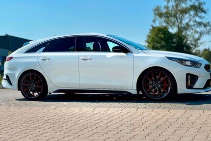 Kia pro ceed / ProCeed 79.000 km 18.900 &euro; Emmerich Am Rhein 46446