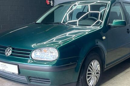 VW Golf 132.000 km 2.980 &euro; Südlohn 46354