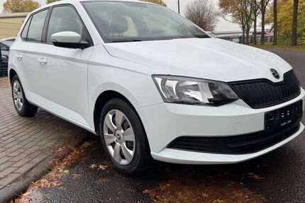 Skoda Fabia 89.000 km 7.980 &euro; XANTEN 46509