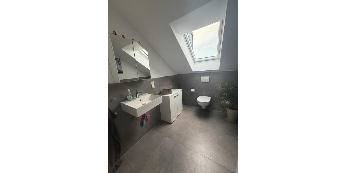 Dachgeschoßwohnung Borken - 2 Zimmer, 90 m&sup2;, 995&euro; | Angebot:25255763