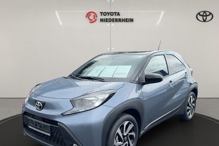 Toyota Aygo (X) 1.120 km 16.585 &euro; Bocholt 46395