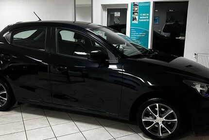 Mazda 2 100.000 km 9.499 &euro; Voerde 46562