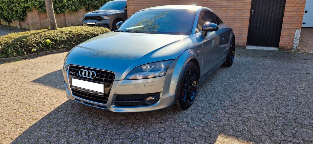 Audi TT 224.000 km 7.900 &euro; Bocholt 46397