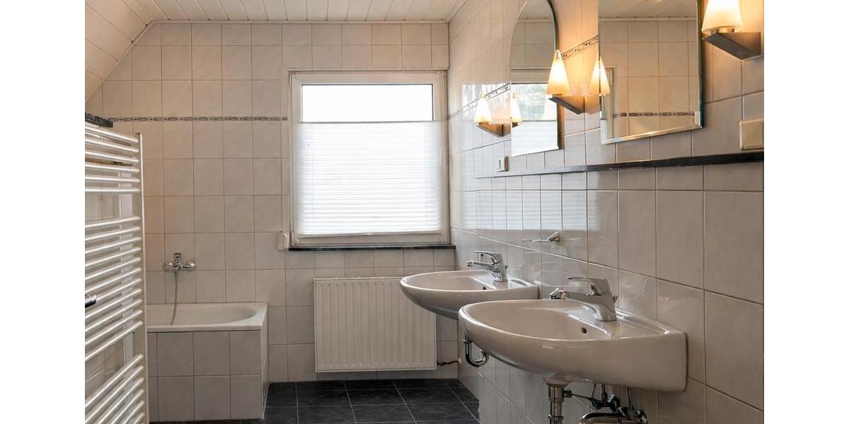 Einfamilienhaus Stadtlohn - 6 Zimmer, 160 m&sup2;, 299.000&euro; | Angebot:25452125