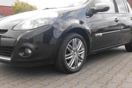 Renault Clio 97.500 km 6.990 &euro; Gescher 48712