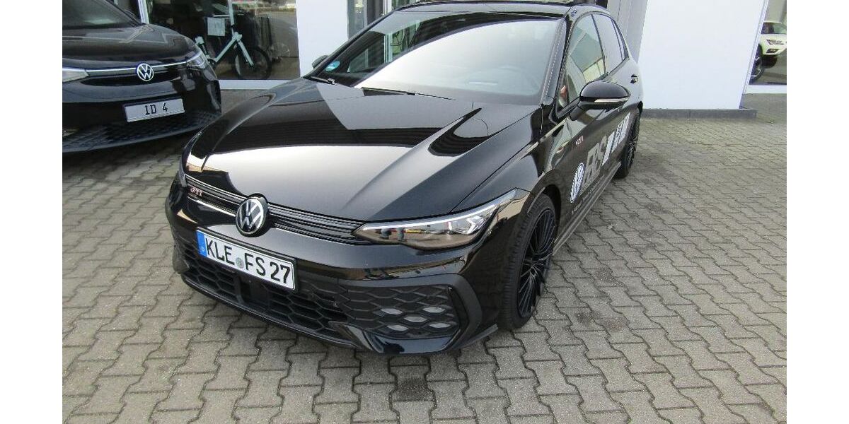 VW Golf 5.555 km 48.450 &euro; Emmerich am Rhein 46446