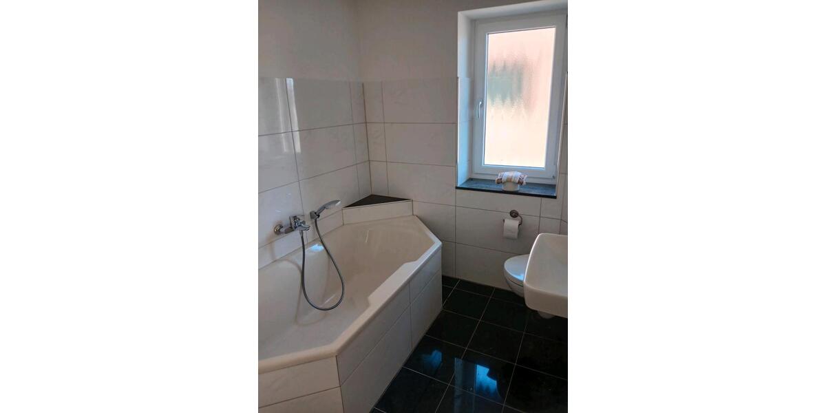 Erdgeschoßwohnung Borken - 6 Zimmer, 1 m&sup2;, 1.500&euro; | Angebot:25145449