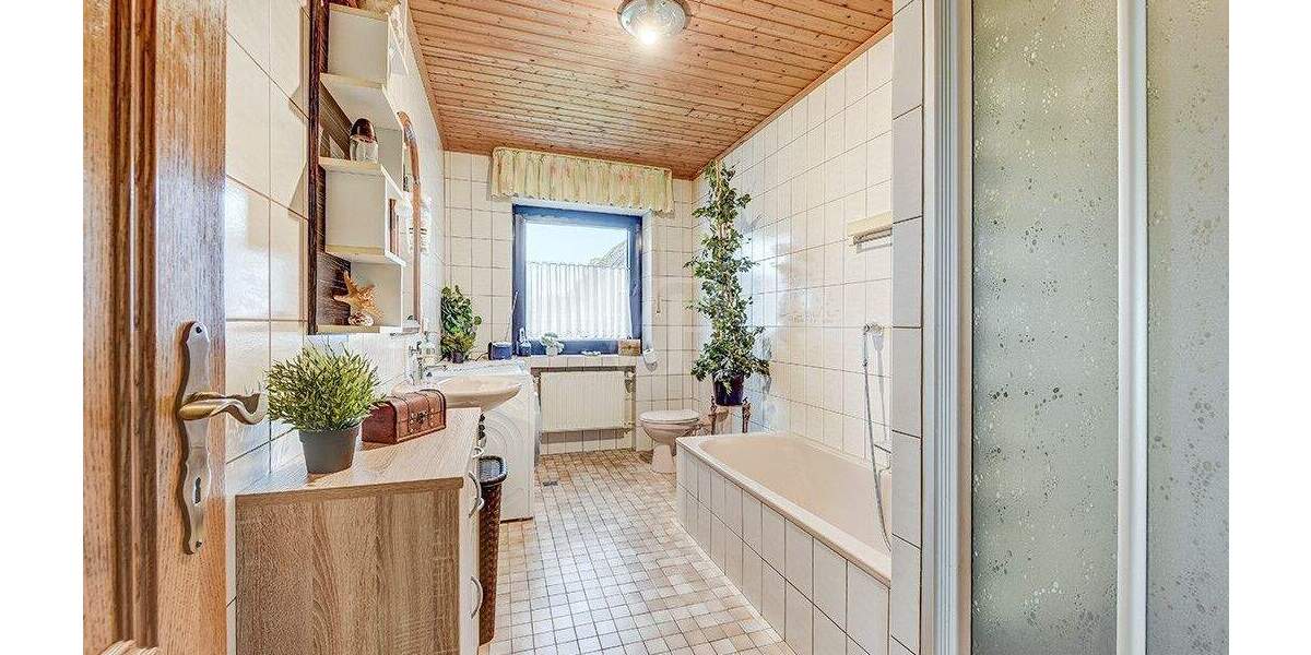 Mehrfamilienhaus, Wohnhaus Bocholt Suderwick - 7 Zimmer, 204 m&sup2;, 439.000&euro; | Angebot:25673144