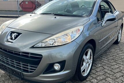 Peugeot 207 115.000 km 2.490 &euro; Bocholt 46395