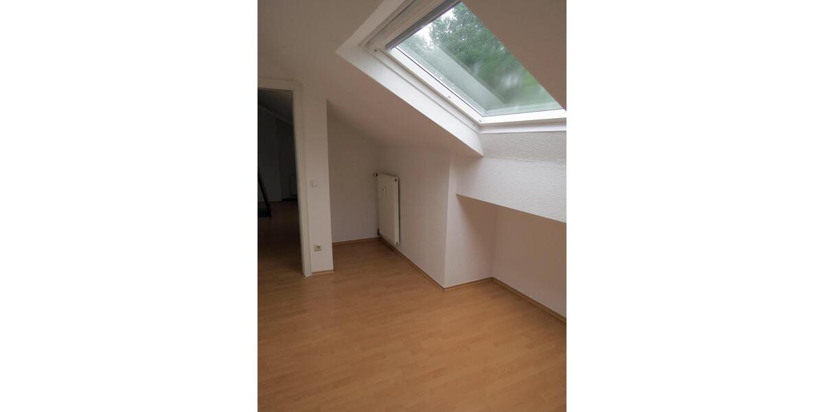 Etagenwohnung Voerde (Niederrhein) - 3 Zimmer, 80 m&sup2;, 700&euro; | Angebot:25129055