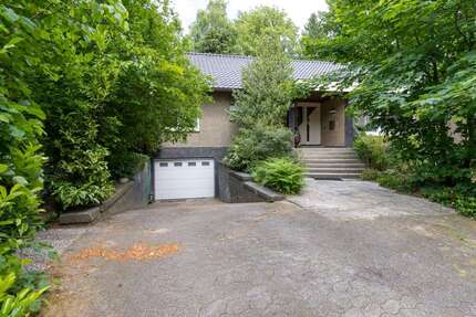 Haus Emmerich am Rhein - 8 Zimmer, 220 m&sup2;, 850.000&euro; | Angebot:23865734