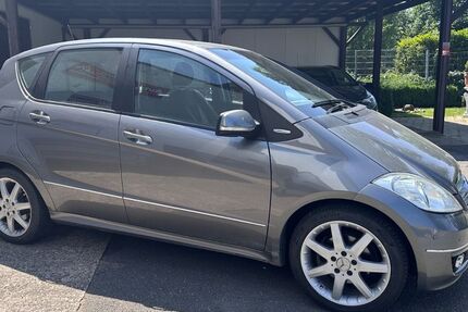 Mercedes-Benz A 180 193.000 km 4.697 &euro; Emmerich am Rhein 46446