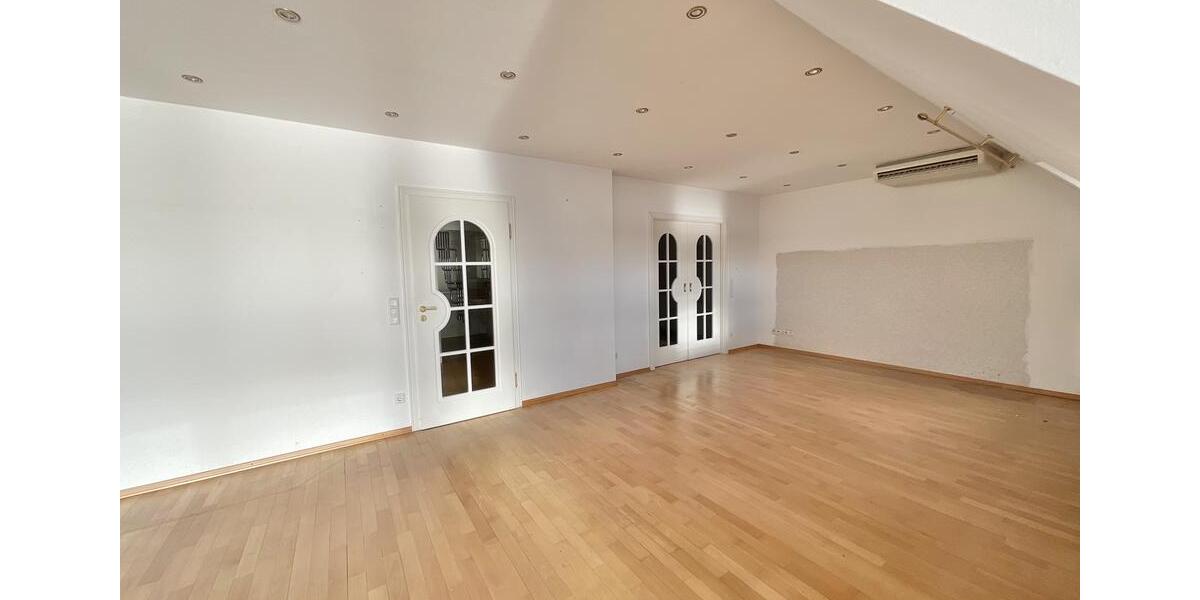 Maisonettenwohnung Emmerich am Rhein - 2.5 Zimmer, 113 m&sup2;, 1.518&euro; | Angebot:24980722