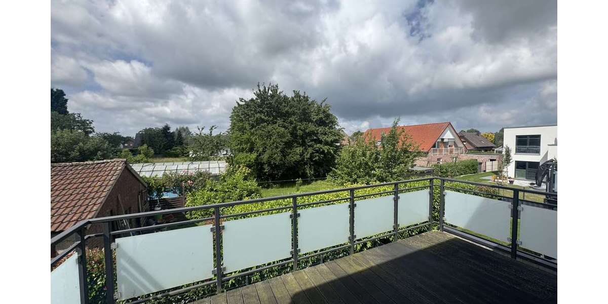 Etagenwohnung Wesel Bislich - 4 Zimmer, 122 m&sup2;, 1.350&euro; | Angebot:26985129