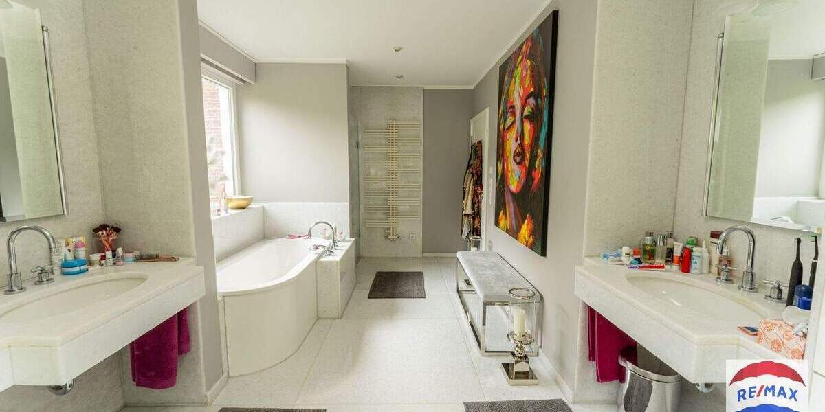 Einfamilienhaus Emmerich Hüthum - 8 Zimmer, 445 m&sup2;, 1.198.000&euro; | Angebot:25672770