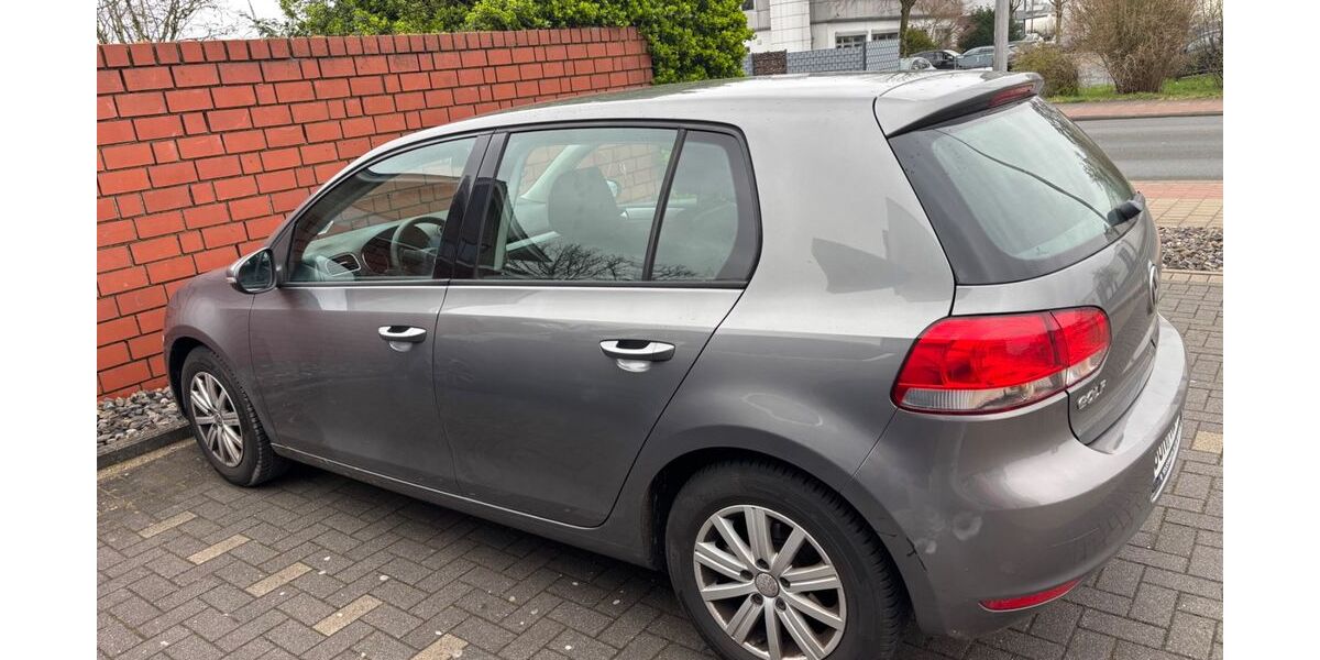 VW Golf 142.500 km 5.300 &euro; Bocholt 46397