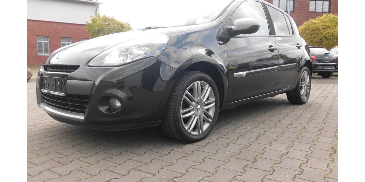 Renault Clio 97.500 km 7.350 &euro; Gescher 48712
