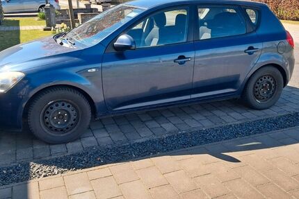 Kia ceed / Ceed 167.000 km 3.150 &euro; Isselburg 46419