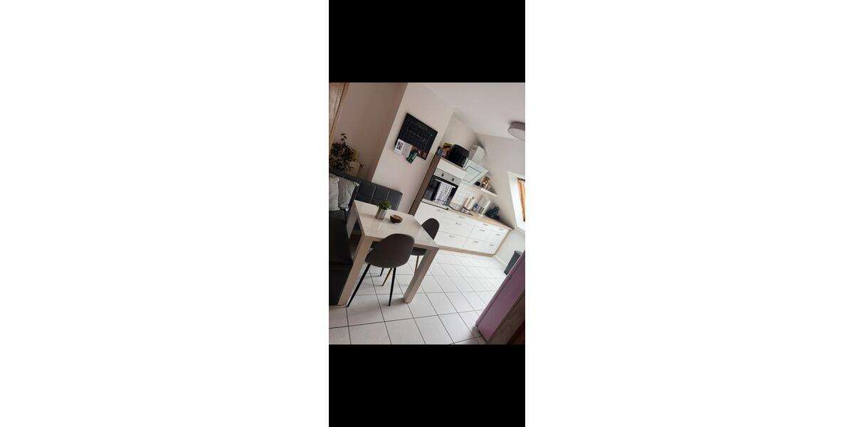 Dachgeschoßwohnung Hamminkeln - 2.5 Zimmer, 64 m&sup2;, 670&euro; | Angebot:25922806