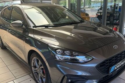Ford Focus 40.600 km 16.476 &euro; Borken 46325