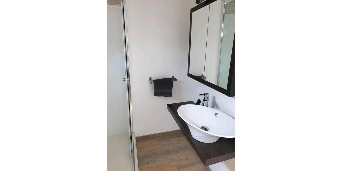 Einfamilienhaus Emmerich am Rhein - 2 Zimmer, 60 m&sup2;, 220.000&euro; | Angebot:25824454