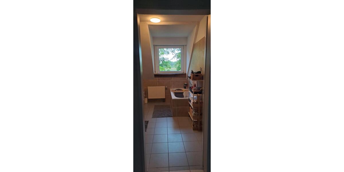 Dachgeschoßwohnung Borken - 3 Zimmer, 90 m&sup2;, 850&euro; | Angebot:26659114