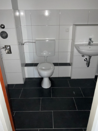 Etagenwohnung Voerde (Niederrhein) - 2.5 Zimmer, 65 m&sup2;, 309&euro; | Angebot:18910665