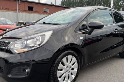 Kia Rio 113.200 km 6.900 &euro; Bocholt 46395