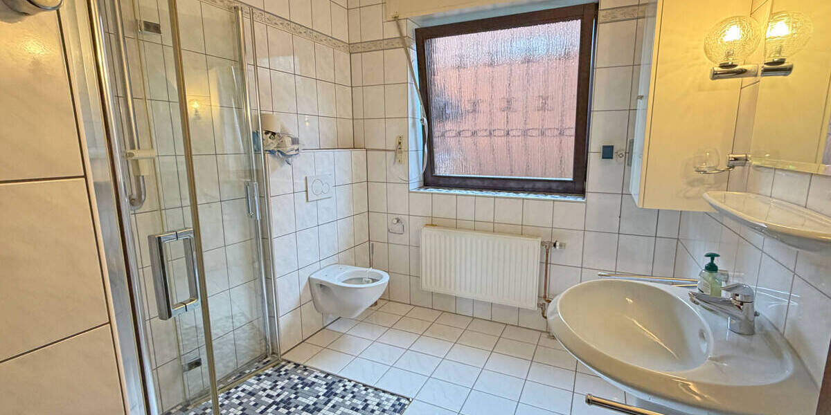 Einfamilienhaus Hünxe - 3 Zimmer, 118 m&sup2;, 385.000&euro; | Angebot:25912922