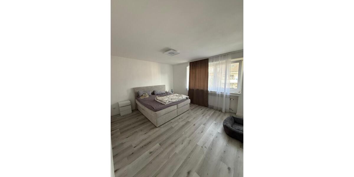 Etagenwohnung Wesel Bislich - 4 Zimmer, 92 m&sup2;, 900&euro; | Angebot:26024004