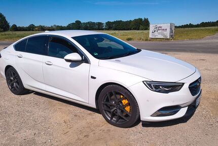 Opel Insignia 130.000 km 14.500 &euro; Borken 46325