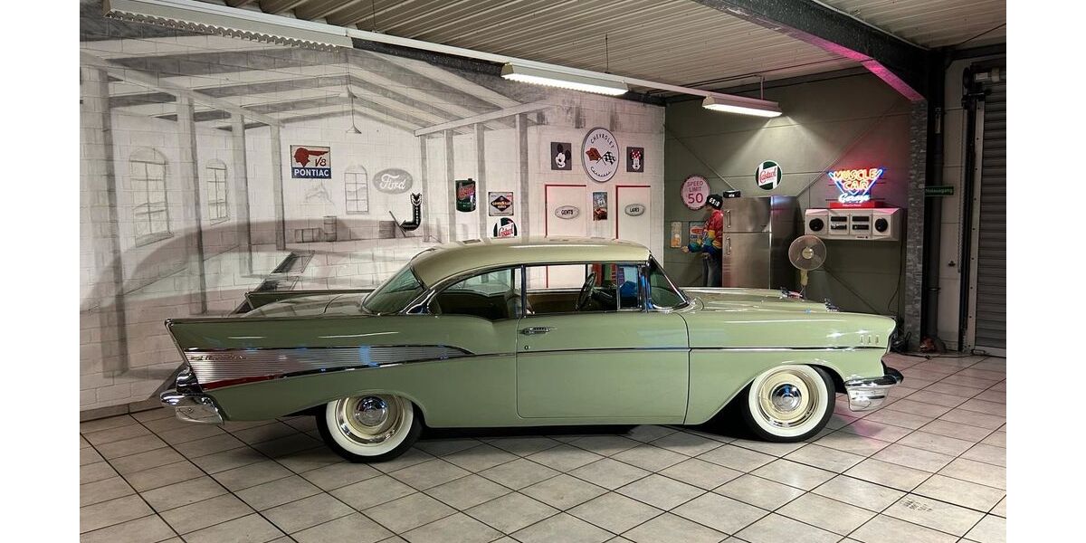 Chevrolet Andere 99.999 km 87.500 &euro; Wesel 46485