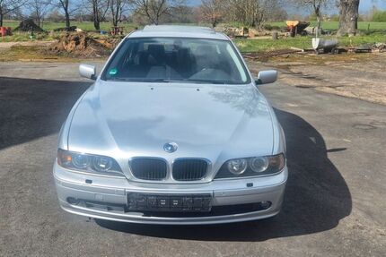 BMW 520 180.000 km 2.750 &euro; Bocholt 46399