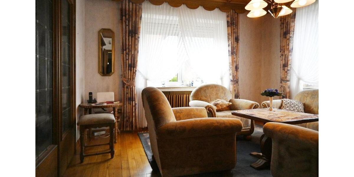 Einfamilienhaus Borken - 9 Zimmer, 158 m&sup2;, 310.000&euro; | Angebot:26689204